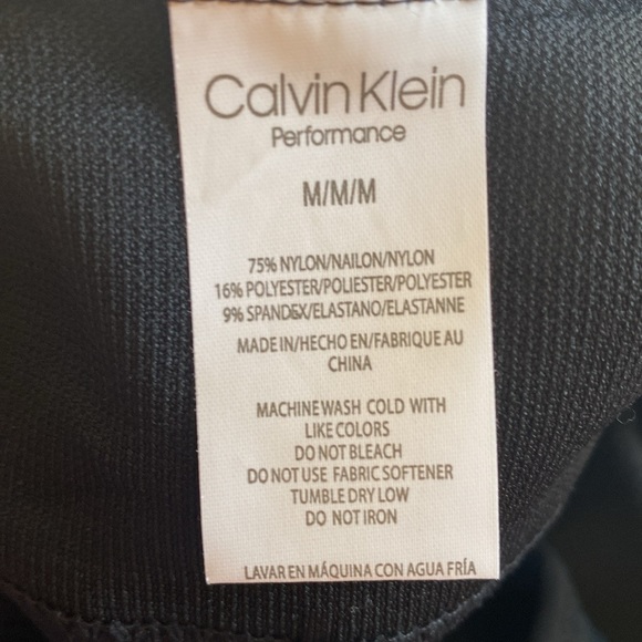 NWT Calvin Klein Performance Women’s Impact Sports Bra with Removable Cups - Picture 11 of 13